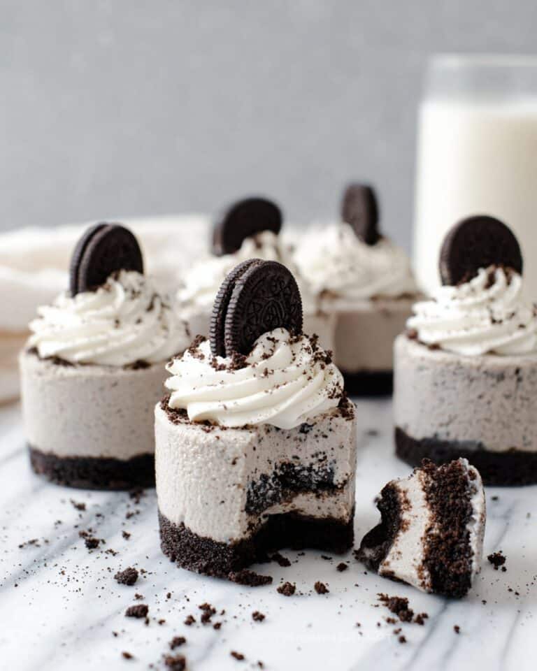 Mini No-Bake Oreo Cheesecakes Recipe